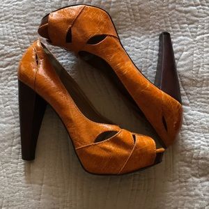 Bakers- orange/brown heels